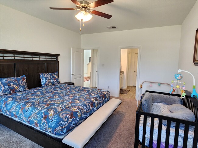 Building Photo - 31322 Whitfield Ct
