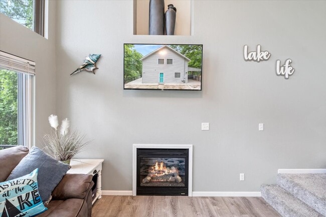 Building Photo - 24 Mimosa Rd