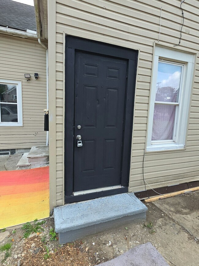 Building Photo - 4225 Cyril Ave