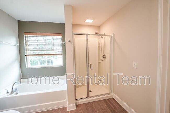 Building Photo - 87 Hammock Dr