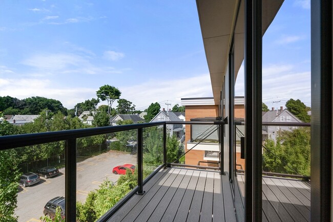 Building Photo - 68 Los Angeles St