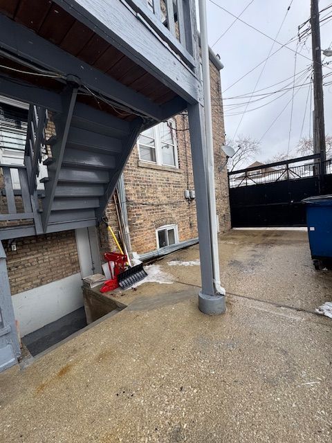 Building Photo - 4239 W George St