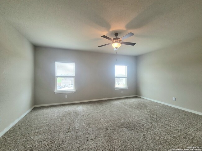 Building Photo - 2251 Avery Village