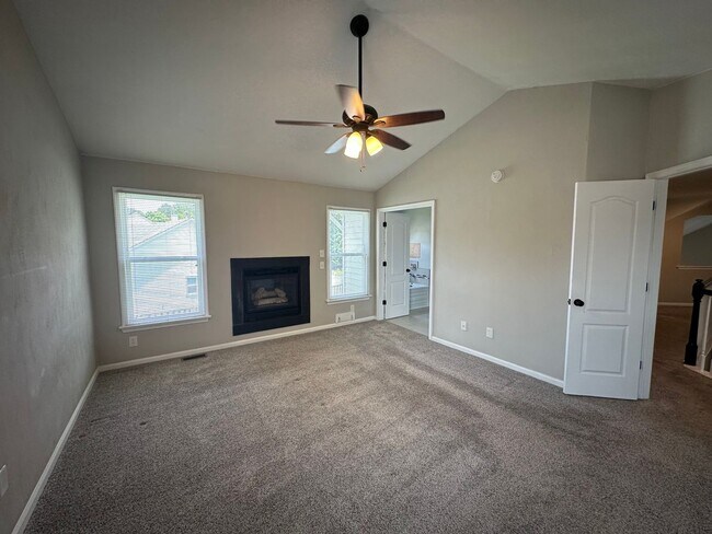 Building Photo - Call Amanda Tate at (757)289-6810 for more information