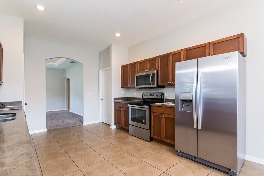Building Photo - 6854 Glenbrook Dr