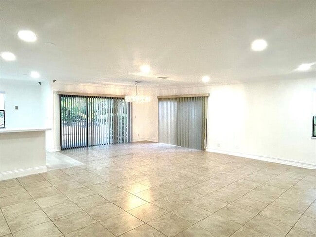 Building Photo - 6020 Verde Trail S