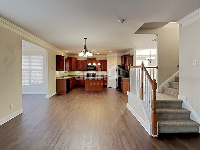 Building Photo - 1010 Semmes Ln