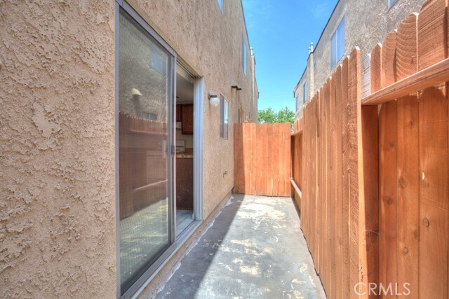 Building Photo - 1540 Potrero Grande Dr
