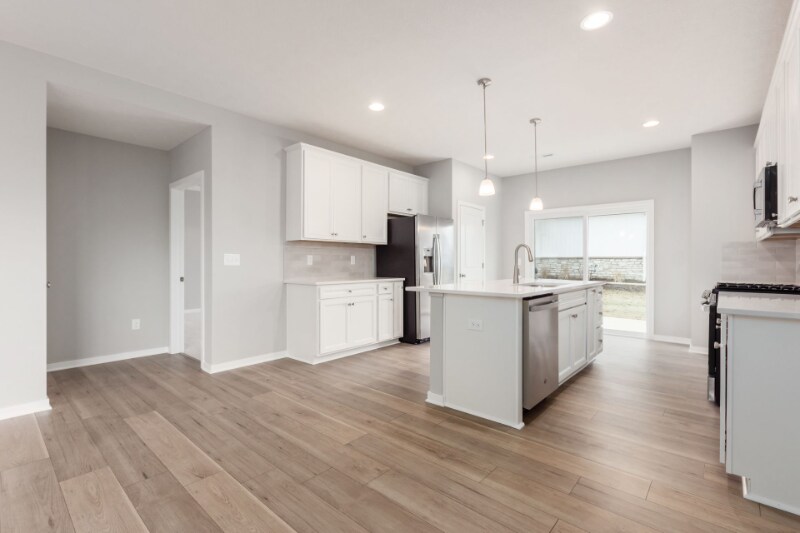 Building Photo - 6073 Miranda Ln