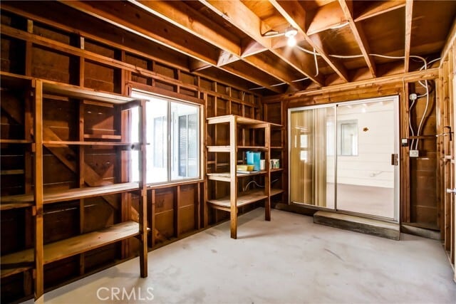Building Photo - 2590 Silver Oak Way