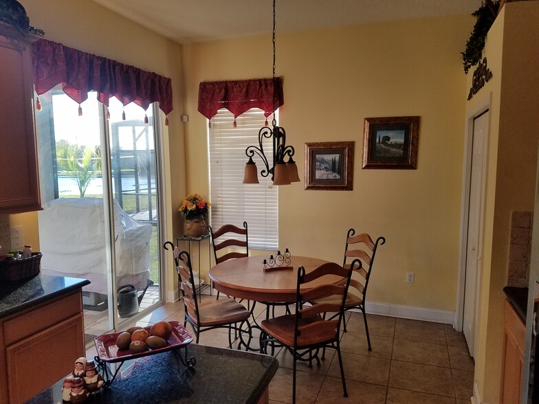 Dinette - 737 Seneca Meadows Rd