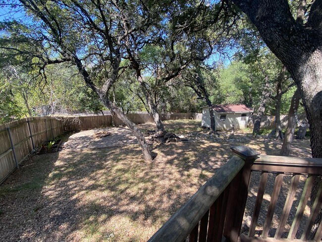 Building Photo - 4 BEDROOM IN RED ROCK, BELTON ISD