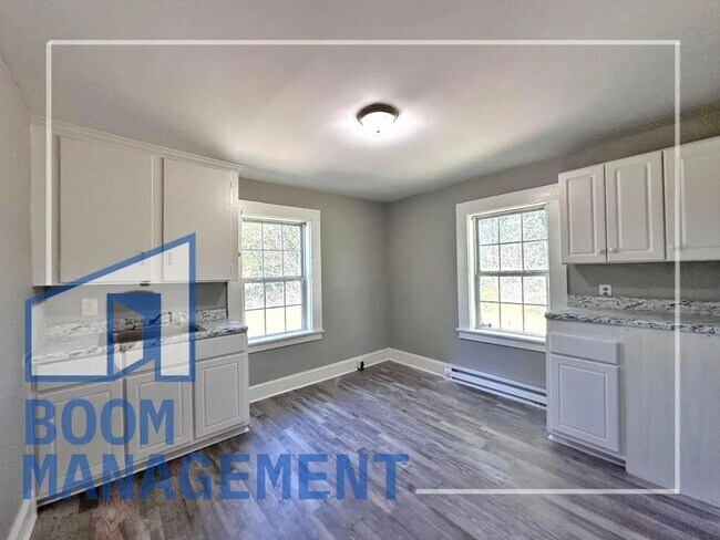 Building Photo - 1867 Warrenton Rd