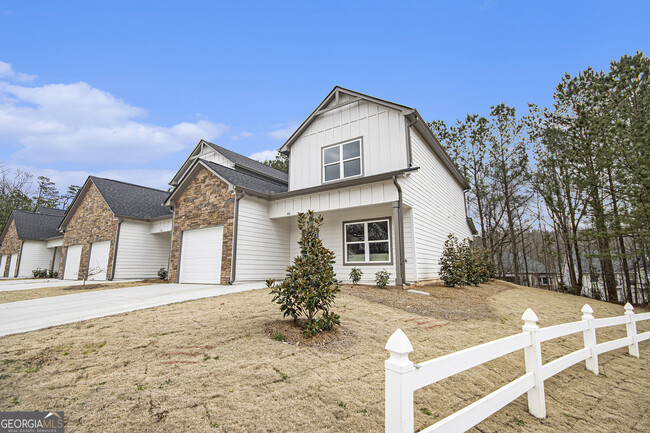Building Photo - 128 Crestpoint Rd
