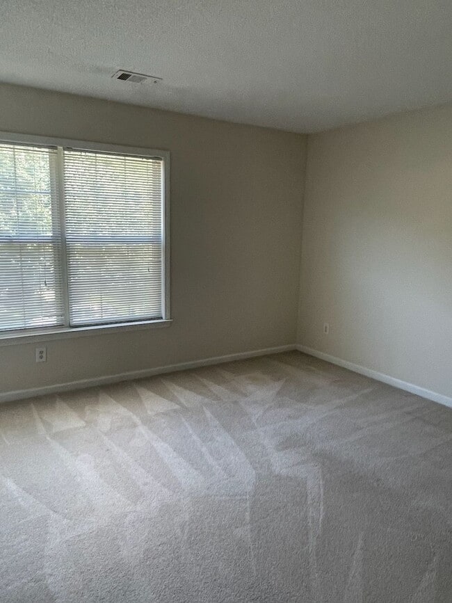 Building Photo - Gorgeous Peachtree Corners Home with Swim ...