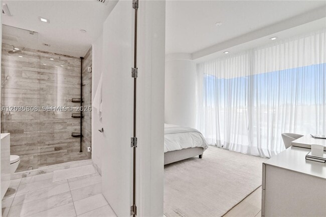Building Photo - 10203 Collins Ave