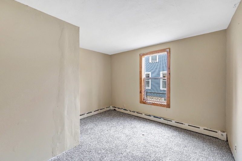 Building Photo - 105 N Metonga Ave