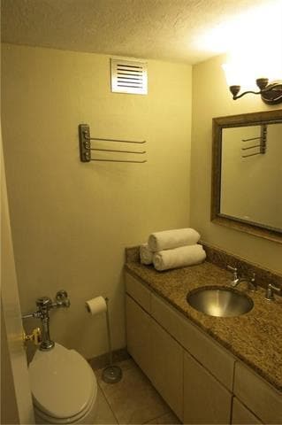 Building Photo - 3883 Turtle Creek Blvd