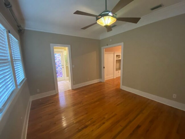 Building Photo - 3 Bedroom 2 Bath in Historic Orlando for RENT!