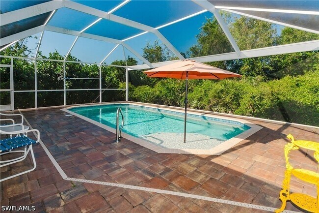 Building Photo - 11693 Oakland Dr