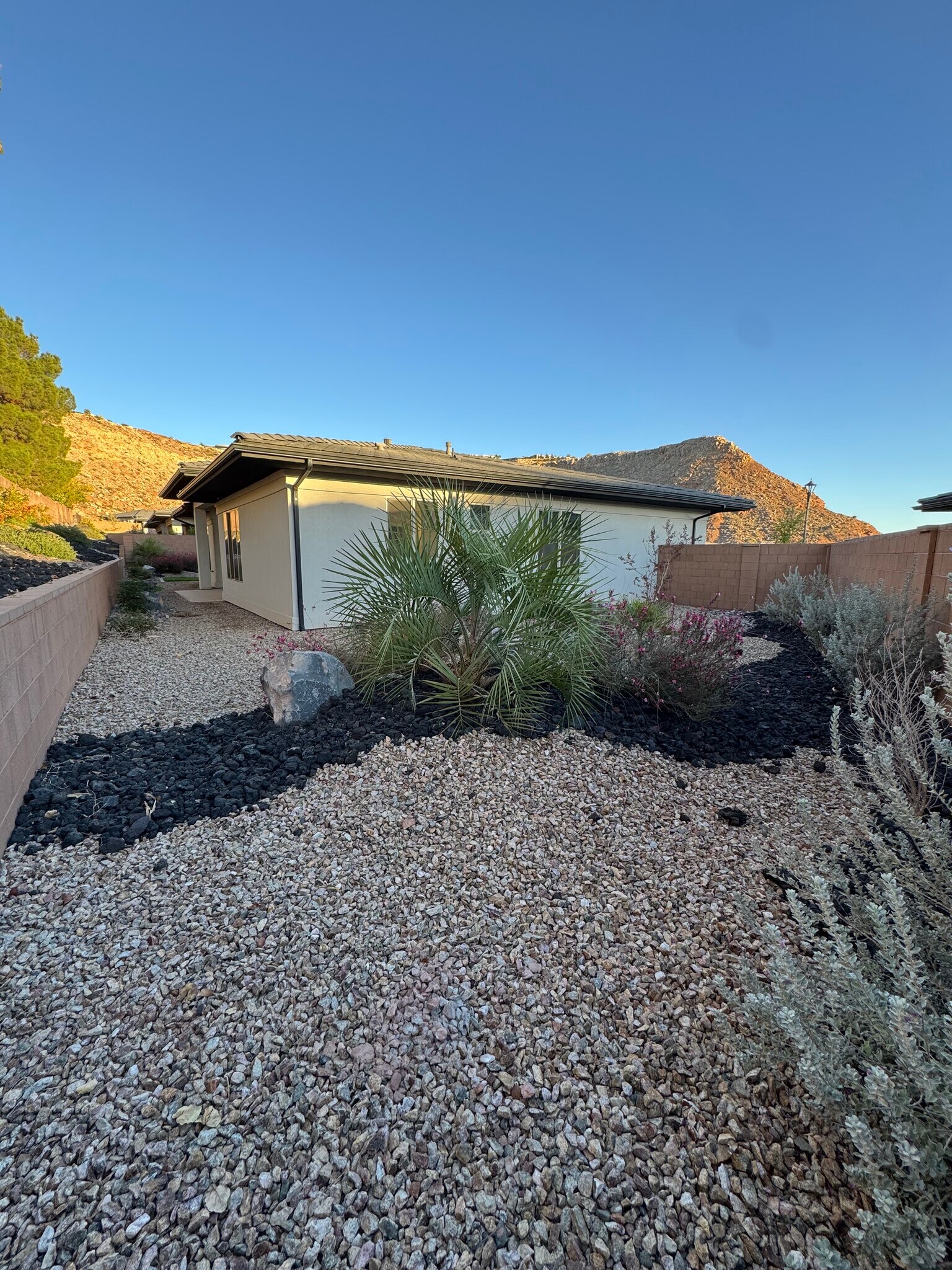 Building Photo - 1603 E Dihedral Dr