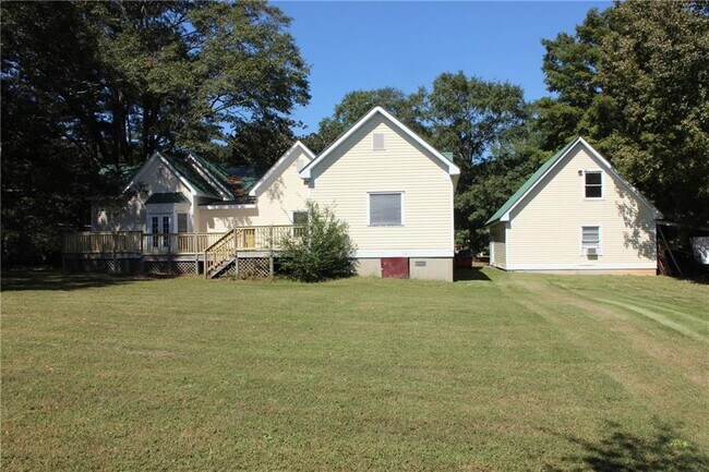 Building Photo - 610 Rock Springs Rd