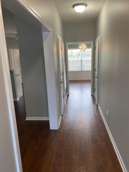 Building Photo - 2341 New Holland Cir