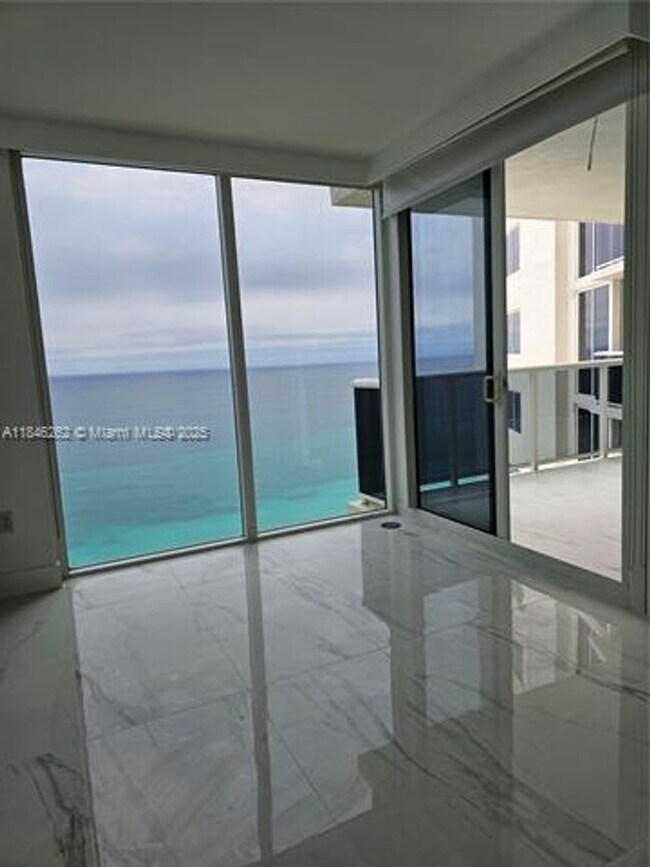 Building Photo - 19111 Collins Ave