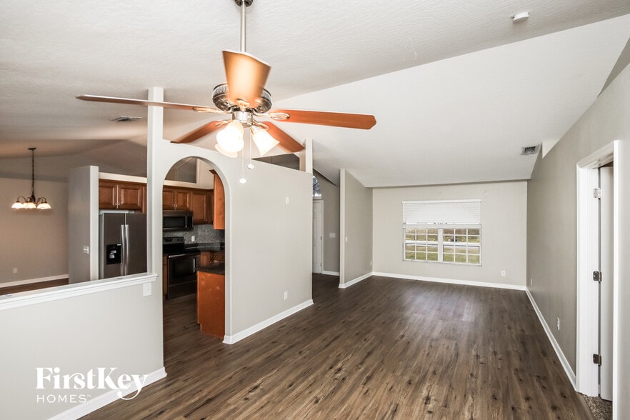 Building Photo - 1278 Ashboro Cir SE