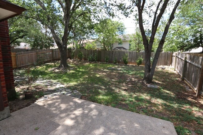 Building Photo - 25114 Summit Creek
