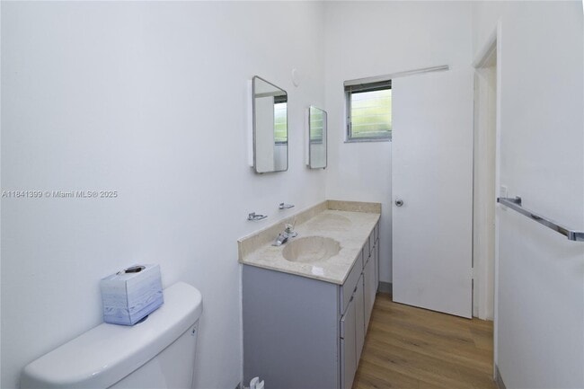 Building Photo - 1411 SW 82nd Ct