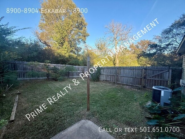 Building Photo - 8900-8904 Eskabar-8900