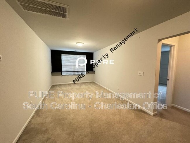 Building Photo - 154 Hickory Ridge Way
