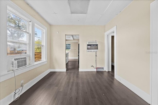 Building Photo - 1703 7th Ave N