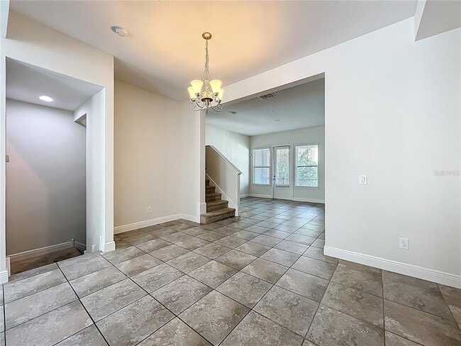 Building Photo - 561 Scotia Pl