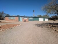 Building Photo - 4 Bedroom and 2 Bath Rental