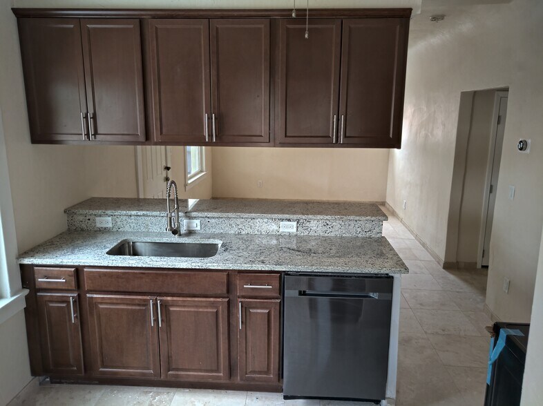 Dishwasher - 1536 E 8th St