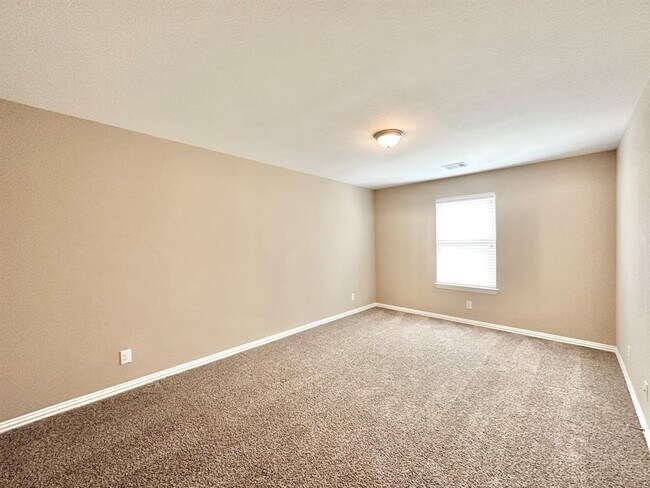 Building Photo - 1422 Laura Hills Ln