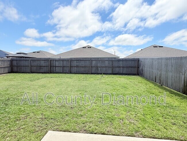Building Photo - 5116 Sienna Dr