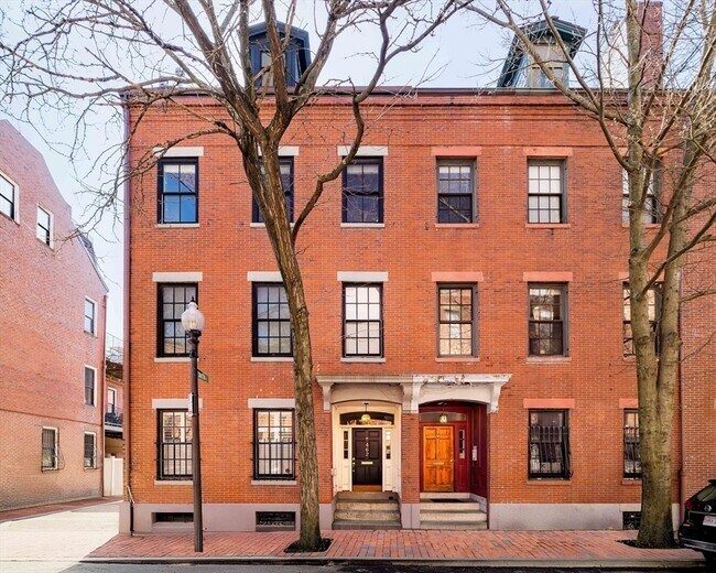 Building Photo - 462 Shawmut Ave