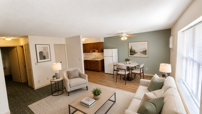 Building Photo - Spring Manor Apartments