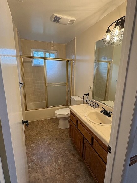 Building Photo - 1843 Santa Fe Ave