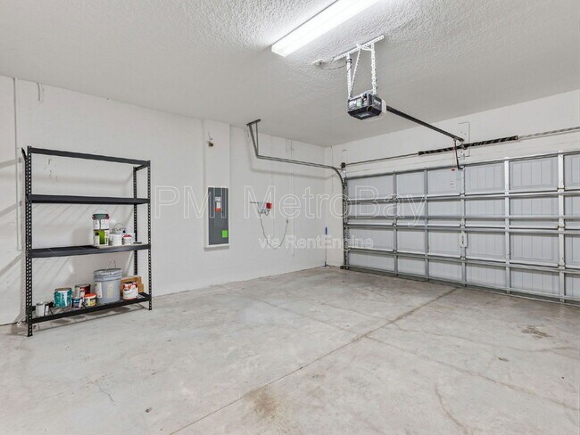 Building Photo - 2870 Dolores Home Ave