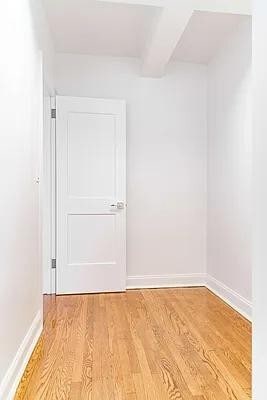 Building Photo - 161 W 16th St