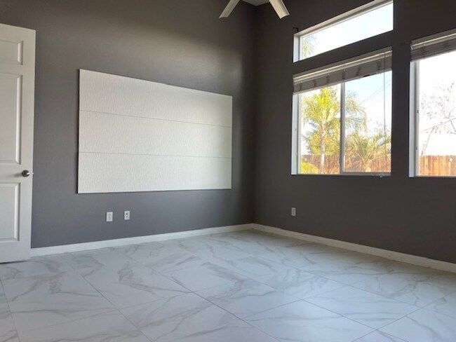 Building Photo - 11707 Christmas Rose Dr