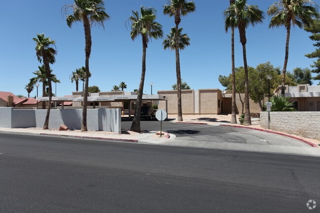 Building Photo - 5200 Alpine Pl