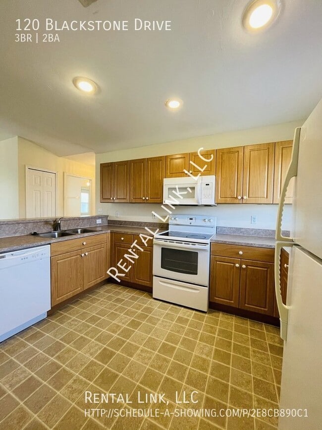 Building Photo - 120 Blackstone Dr