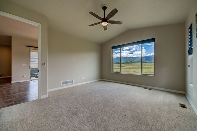 Building Photo - 15838 Long Valley Dr