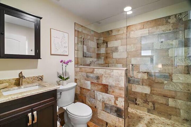 Building Photo - 33736 E Lake Joanna Dr