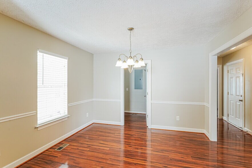 Building Photo - 1773 N Cove